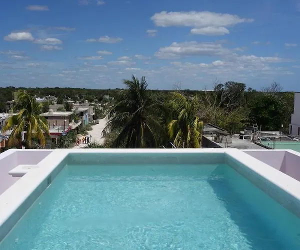Itza Akumal